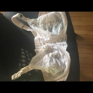 White lace bra